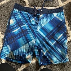 Men’s Medium Swim Trunks